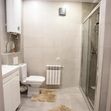 Ultra Lux 3 Rooms Apartment Near Arena City Kyiv Exterior photo