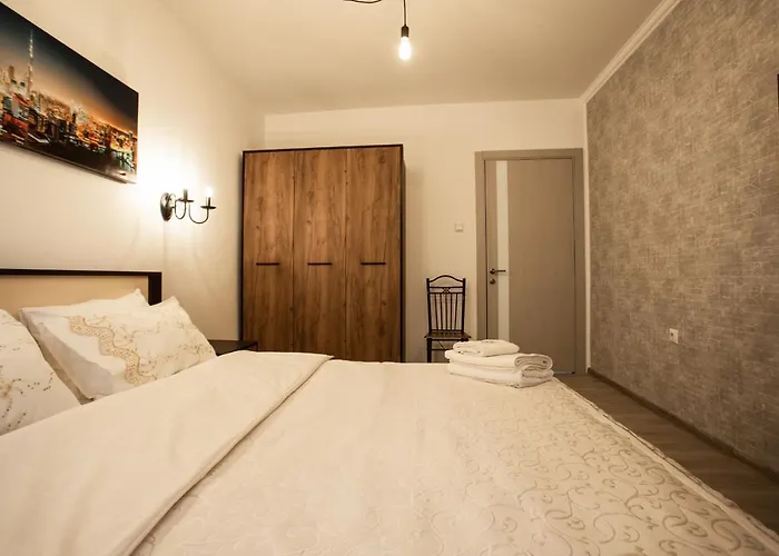 Ultra Lux 3 Rooms Apartment Near Arena City