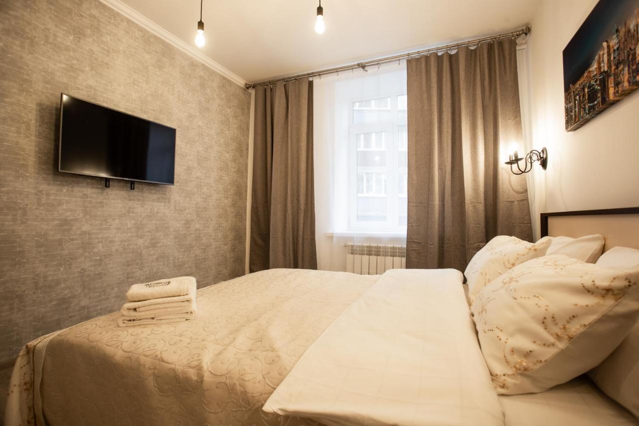 Ultra Lux 3 Near Arena Apartment Kyiv